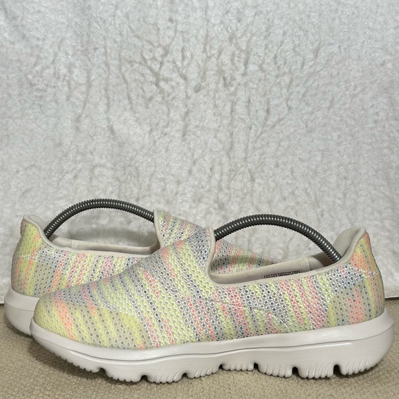 Skechers Womens Go Walk Evolution Ultra Gladden Slip On Comfort Shoes SZ 8.5 - Picture 7 of 11